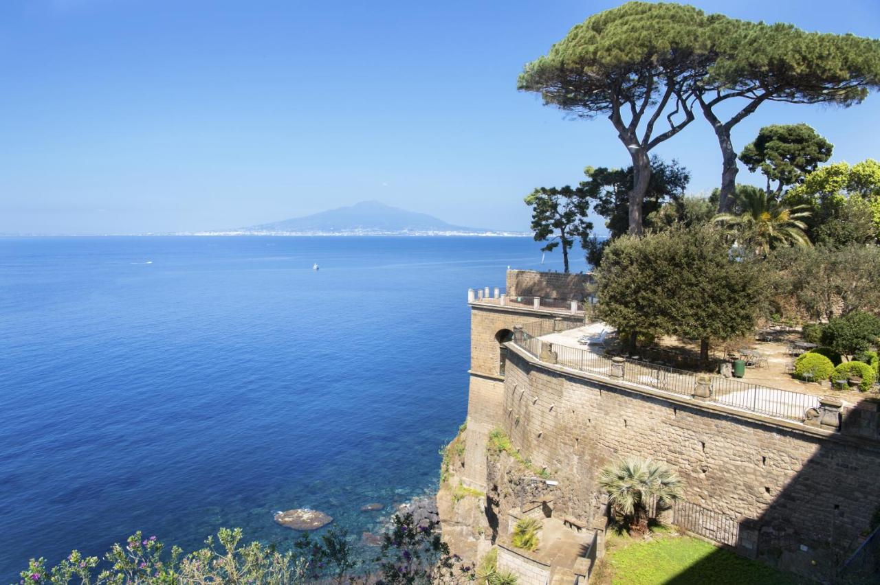 Amore Rentals - Villa Galidia Sorrente Extérieur photo