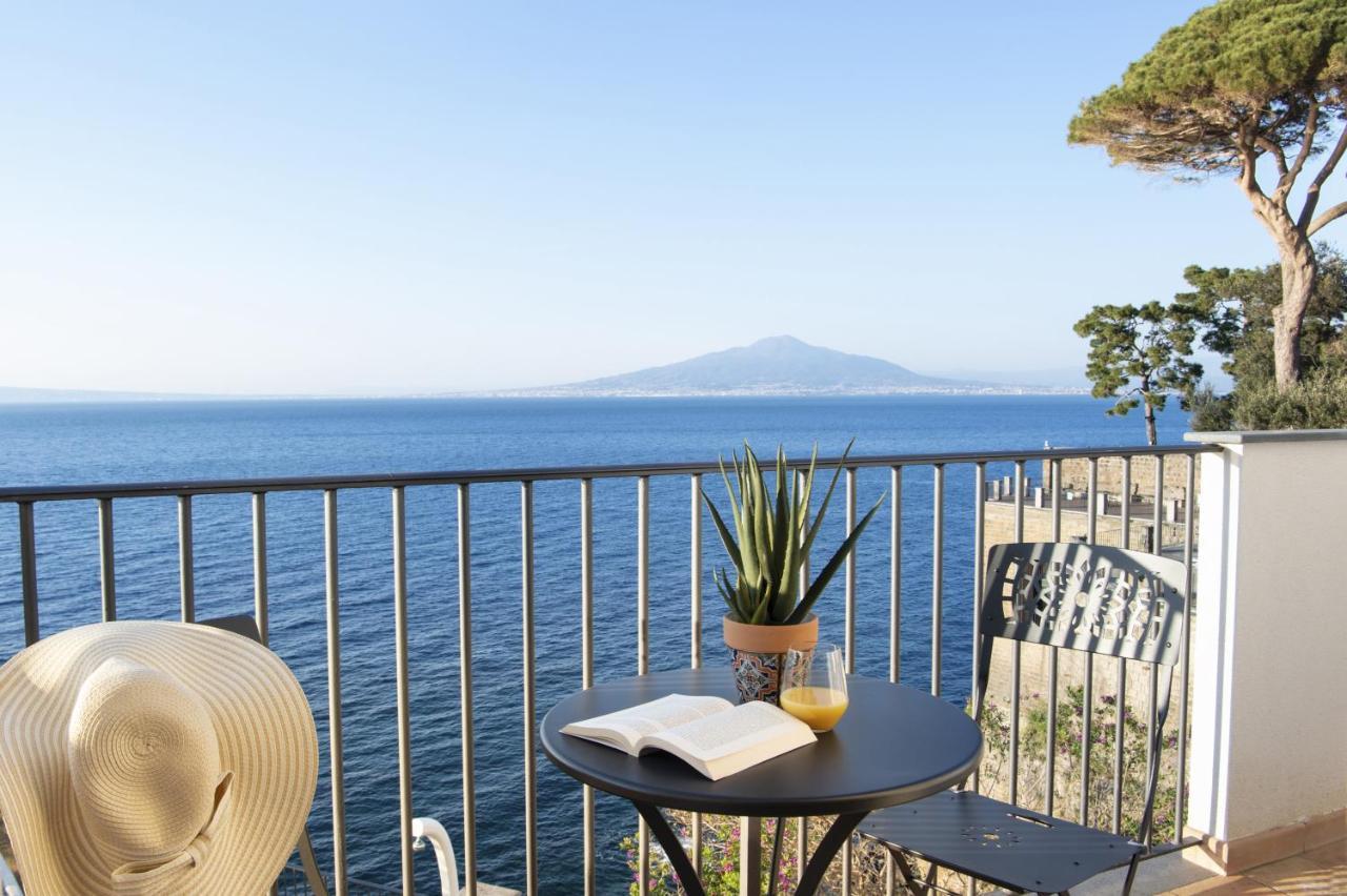 Amore Rentals - Villa Galidia Sorrente Extérieur photo