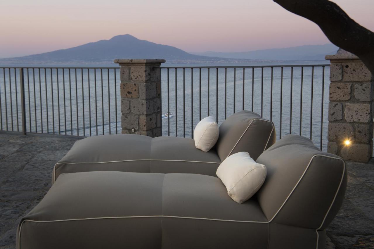 Amore Rentals - Villa Galidia Sorrente Extérieur photo