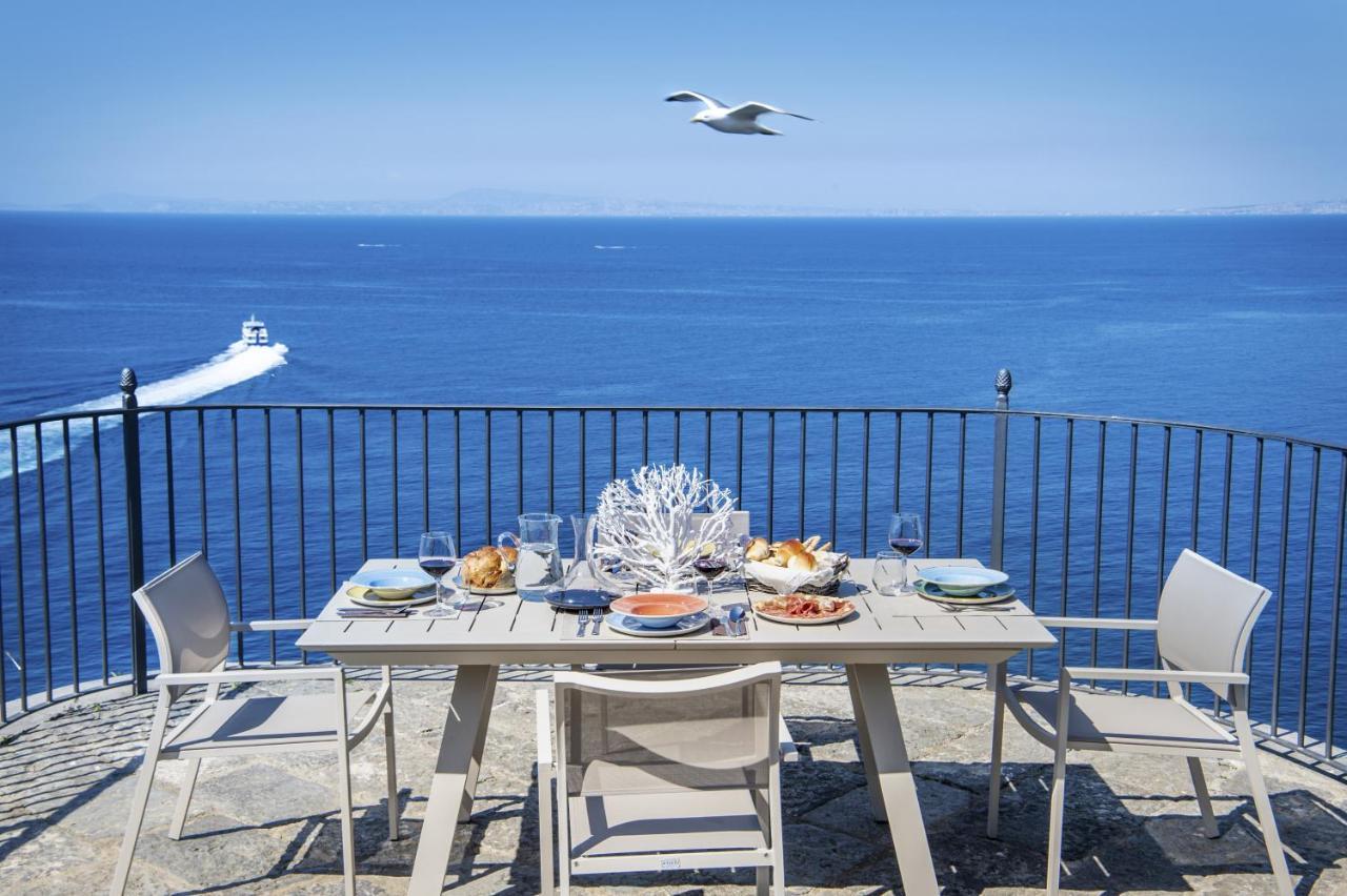 Amore Rentals - Villa Galidia Sorrente Extérieur photo
