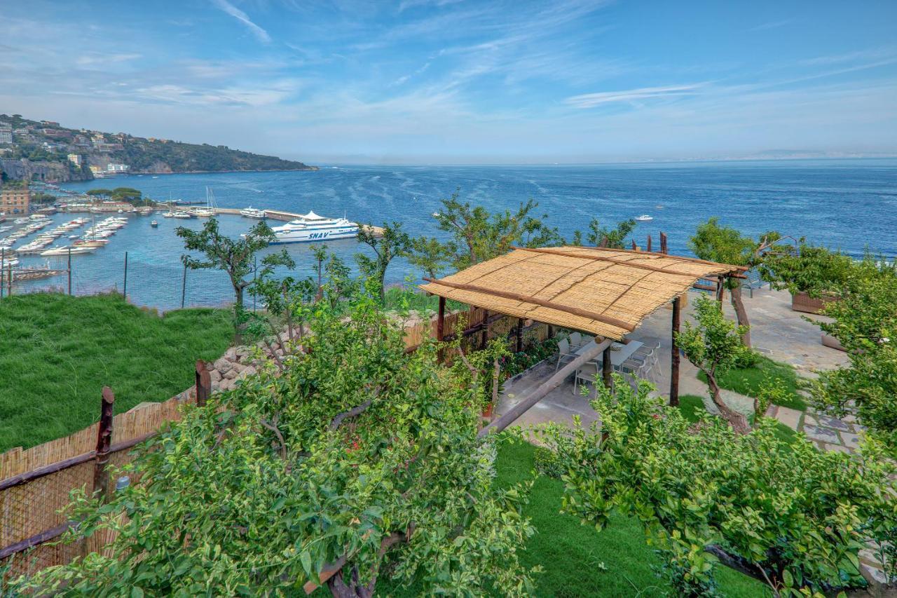 Amore Rentals - Villa Galidia Sorrente Extérieur photo